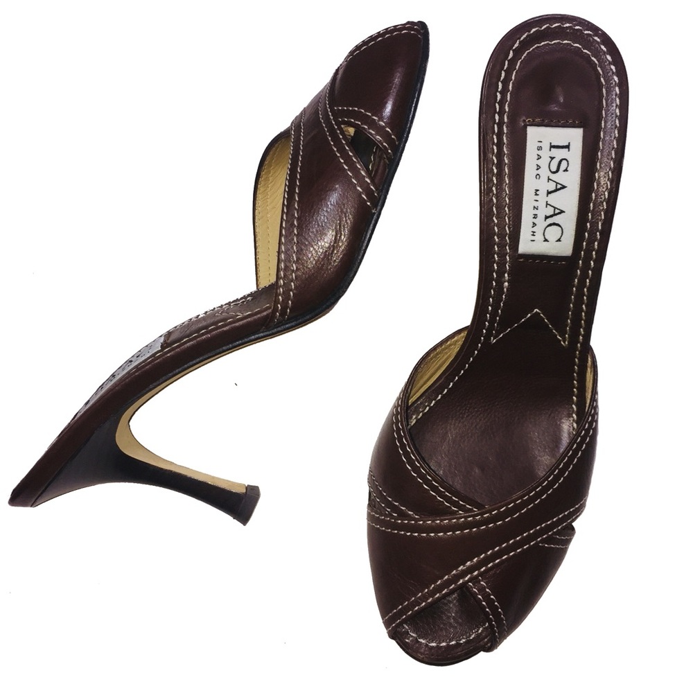 Isaac Mazrahi Leather Peep-Toe Heels Size 7.5